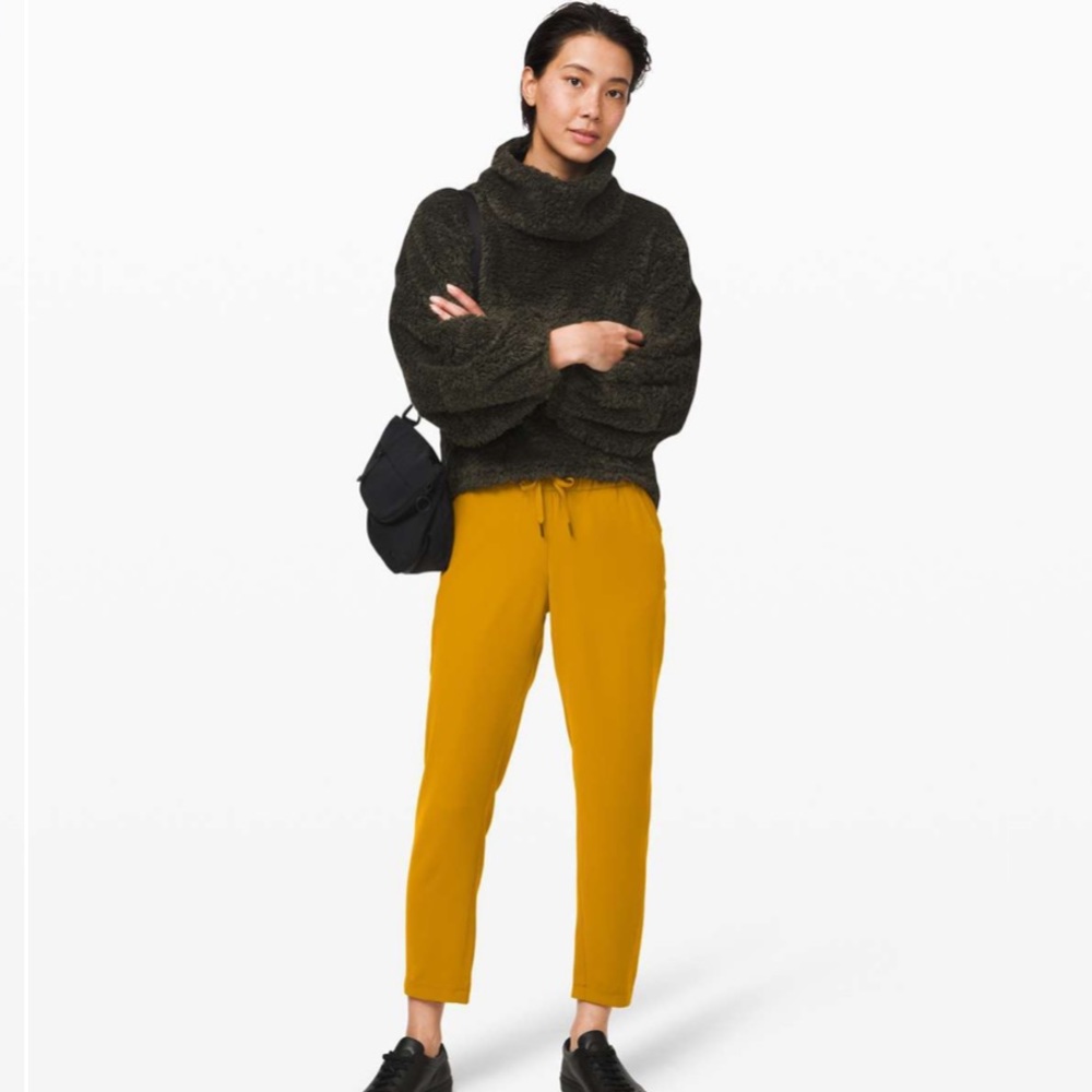 NWT ❣️ Lululemon Women’s On the Fly 7/8 Woven Pant